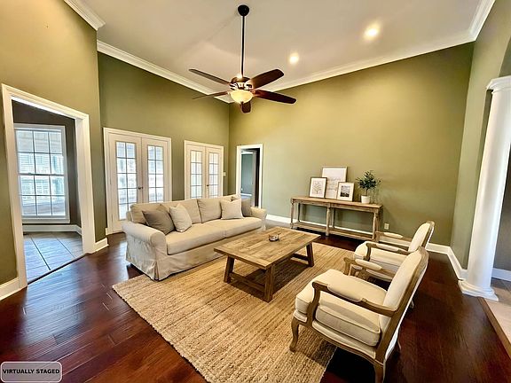 4th image of 280 Church St