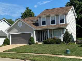 421 Arbor Spring Dr, Ballwin, MO 63021