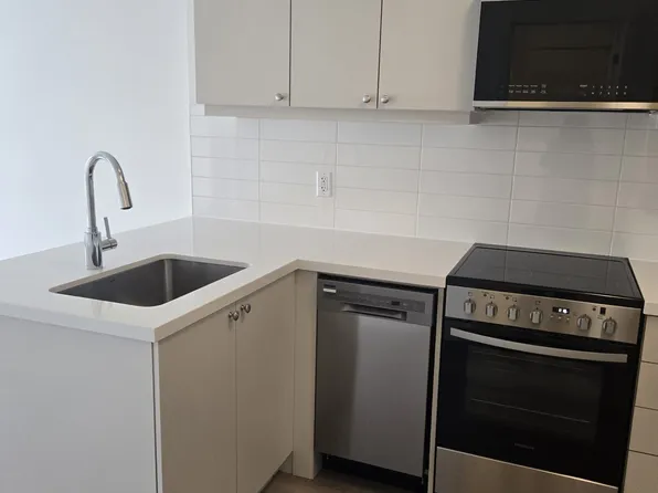 51 Clarington Blvd, Clarington, ON