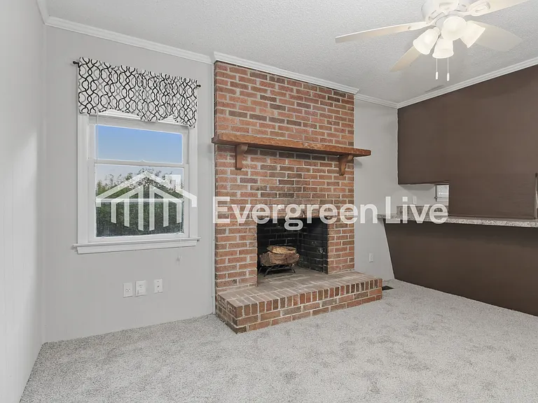 201 Harmon Hill Ct — Photo 5
