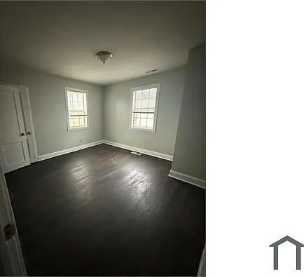 2200 Fulton Ave SW — Photo 2