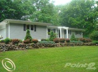 1665 Shipman Rd, Oxford, MI 48371