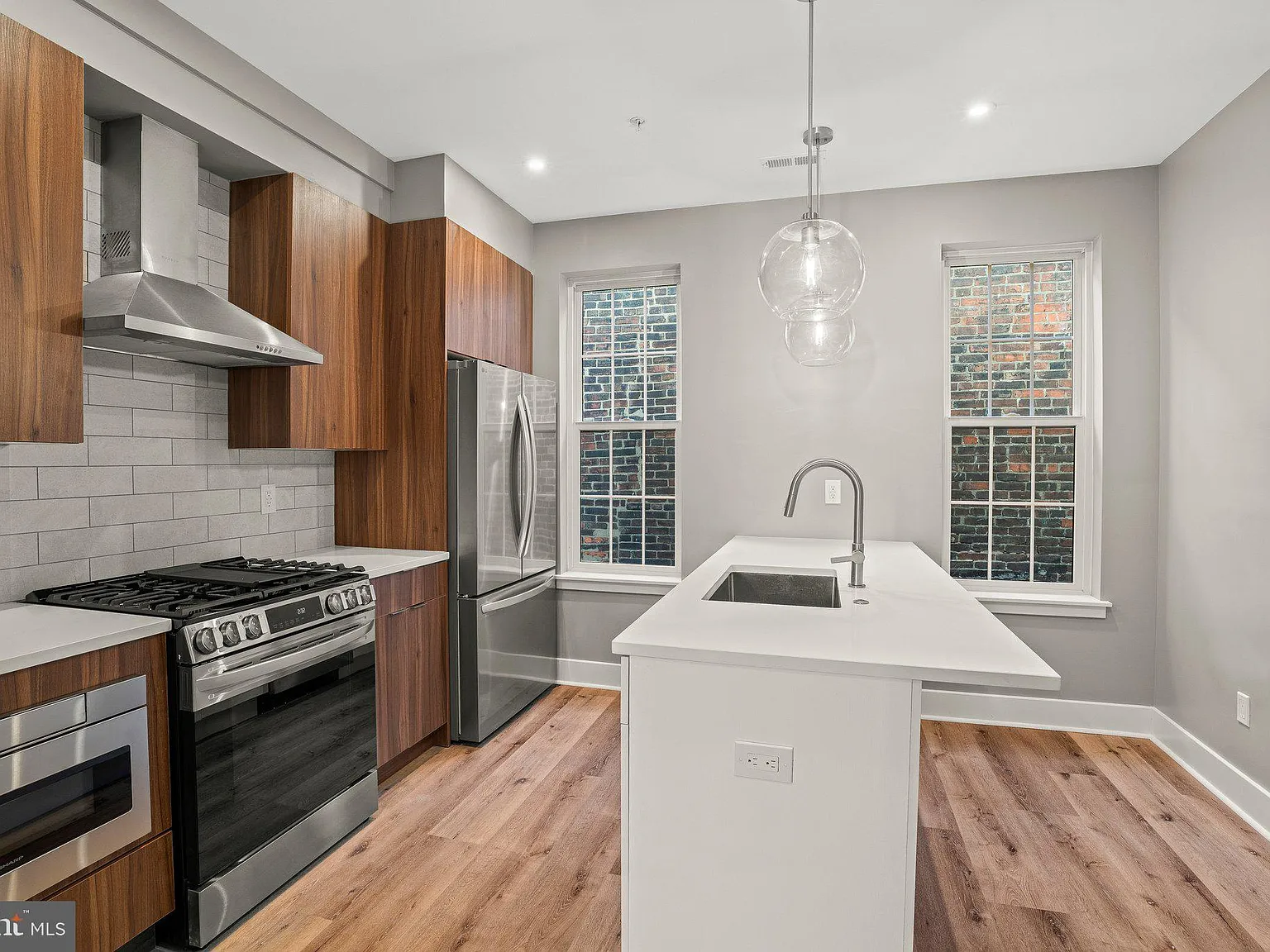2 bed, 2.5 bath, 1502 sqft, $2,950 — Photo 4