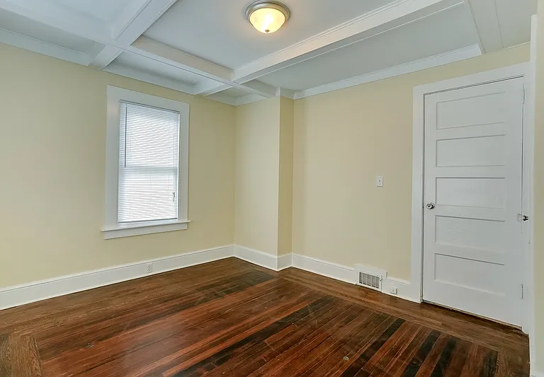 18 Peck St — Photo 7