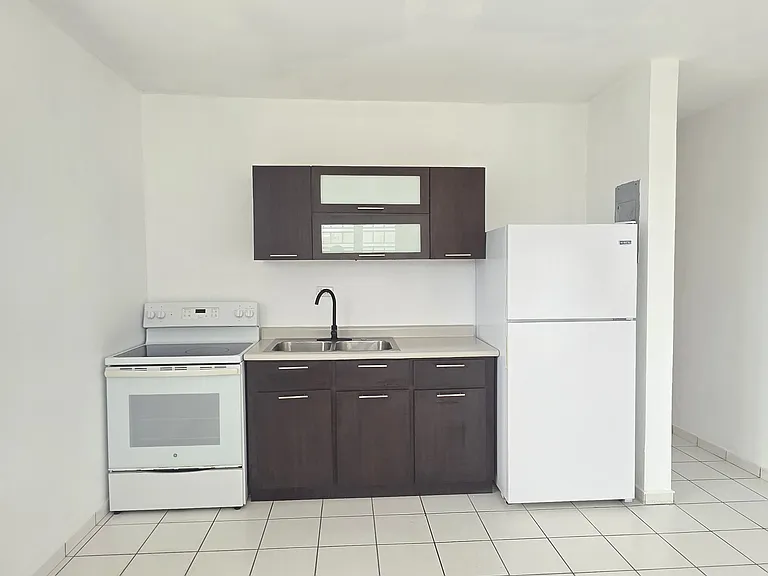 Another view of the kitchen.