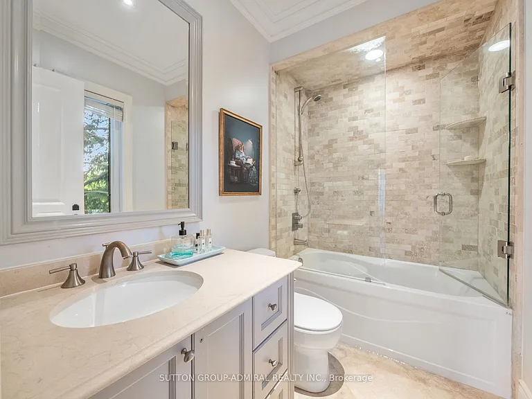 35 Wentworth Ave — Photo 29