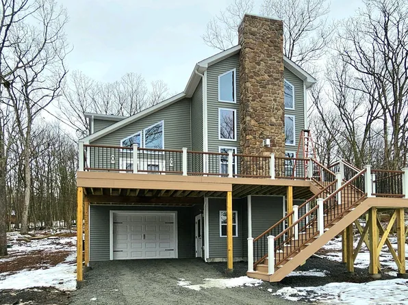 177 Pebble Rock Rd, Lackawaxen, PA 18435