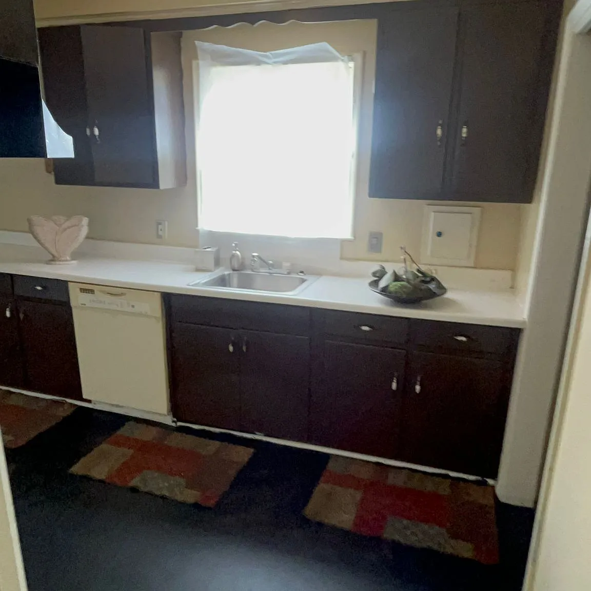 3 bed, 1000 sqft, $1,400 — Photo 3