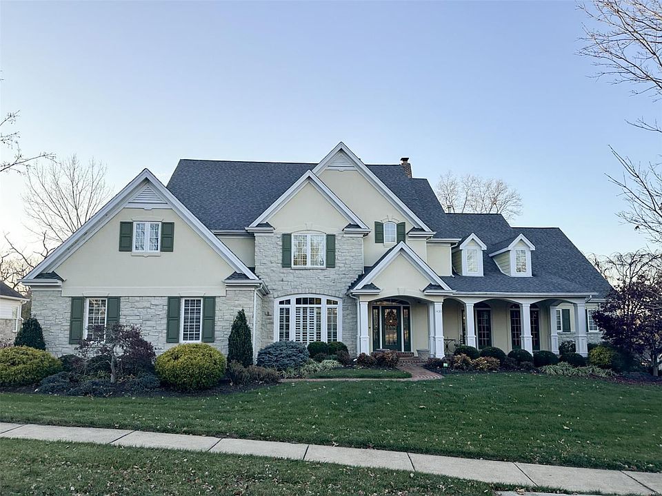 1430 Country Lake Estates Dr, Chesterfield, MO 63005 MLS 23071465