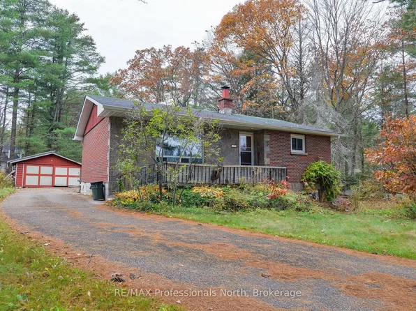 1172 Manitoba St, Bracebridge, ON P1L 1W9