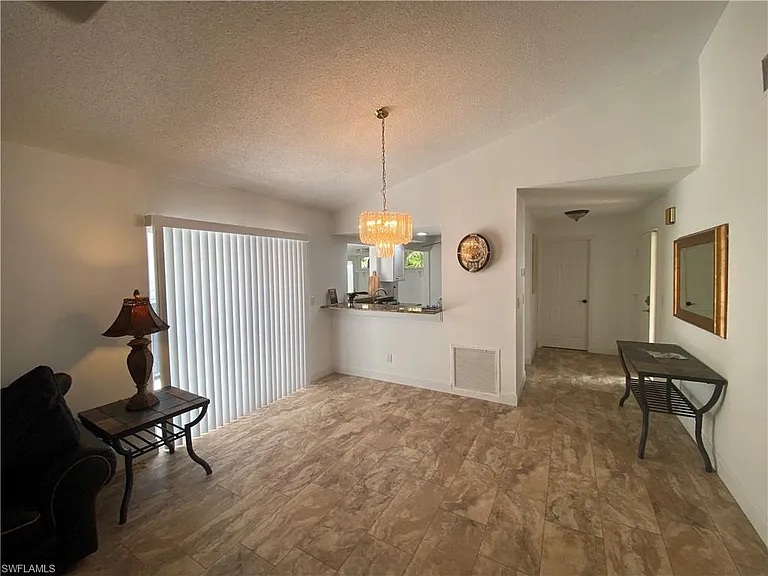 14805 Crooked Pond Ct — Photo 8