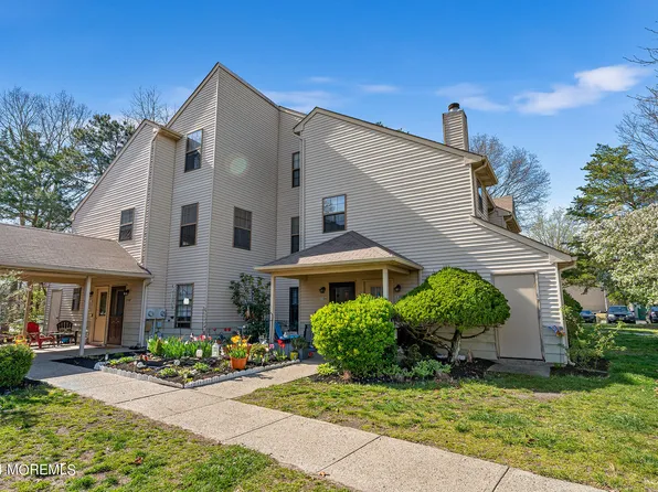 1109 Bluebell Drive, Jackson, NJ 08527