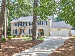 1913 Fawndale Dr, Raleigh, NC 27612