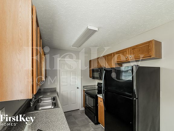 5th image of 208 Pleasant Way