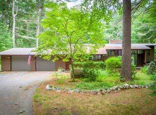 181 Rutland St, Carlisle, MA 01741