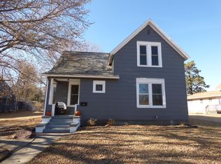 1340 6th Ave N, Windom, MN 56101