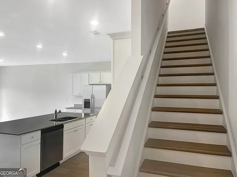109 Milledge Cmns — Photo 4