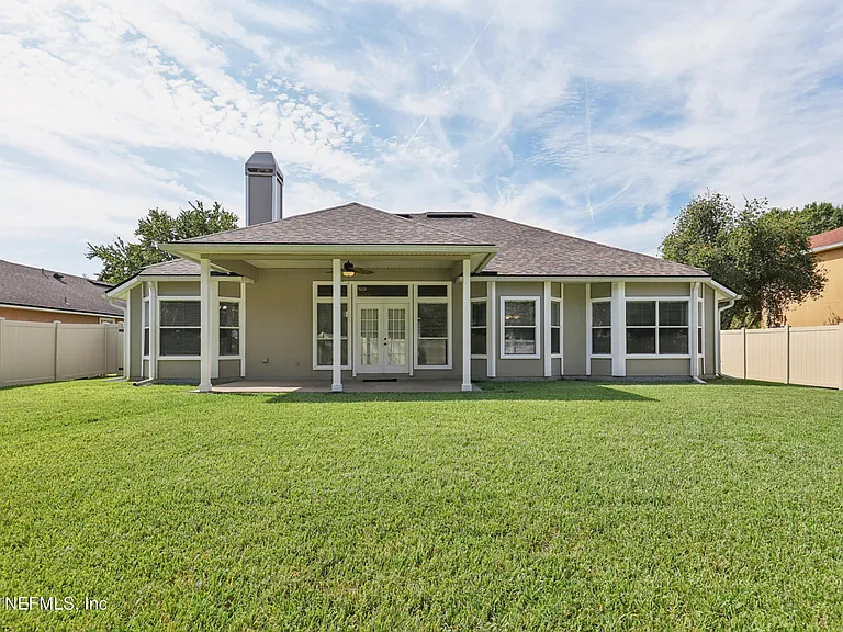 2070 Thornhill Dr — Photo 28