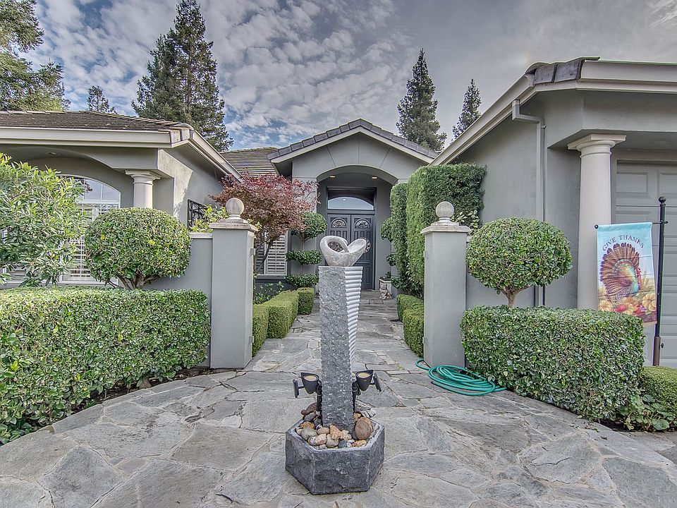1st image of 4427 Pebble Beach Dr