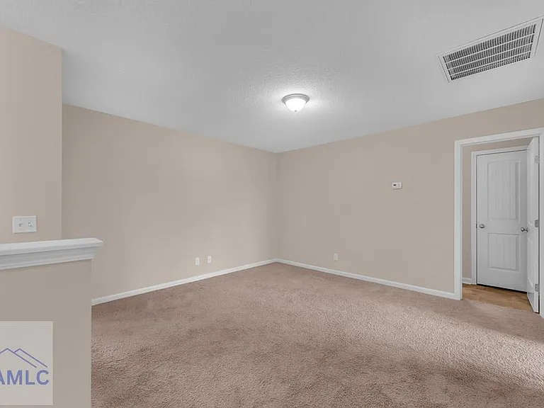 139 W West Winn Ave — Photo 20