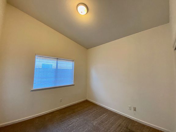 5th image of 363 N Burgan Ave