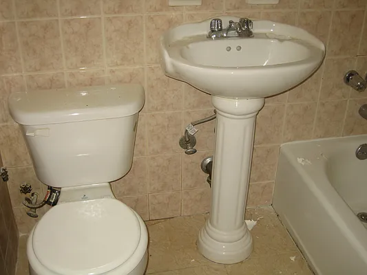 Rented by Abba Realty Associates INC | media 43