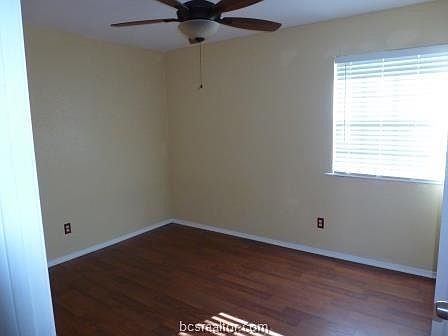 4th image of 803-805 Oran Cir