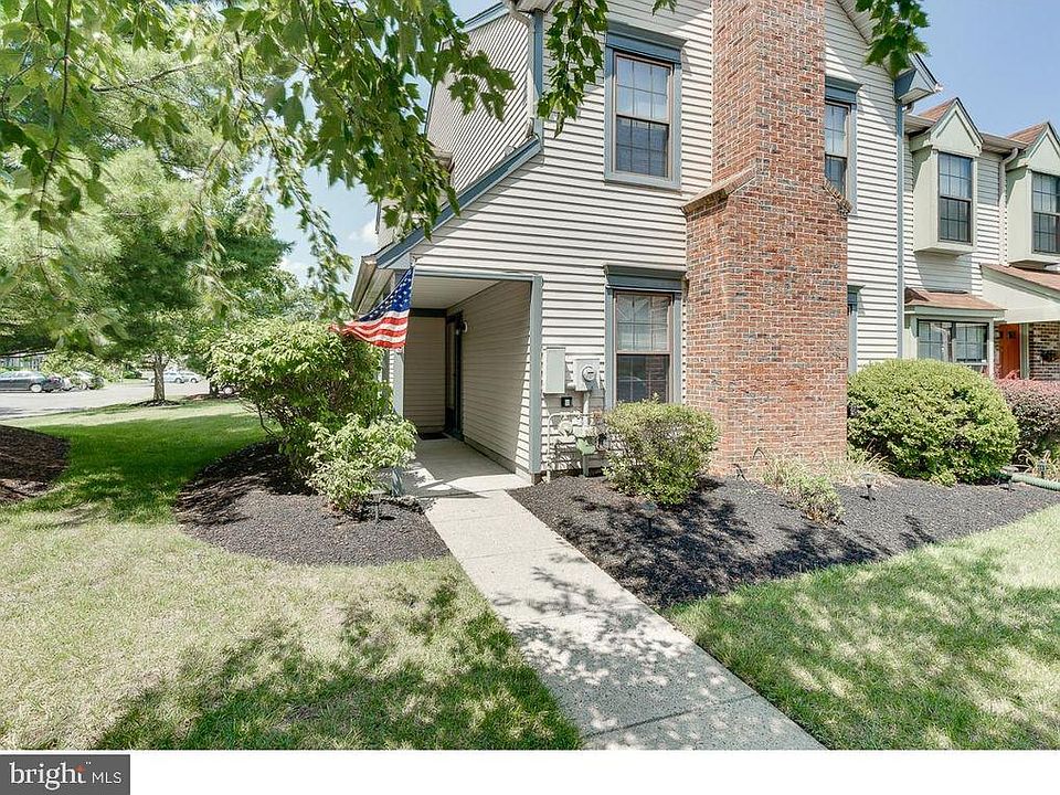 1st image of 45 Tynemouth Ct