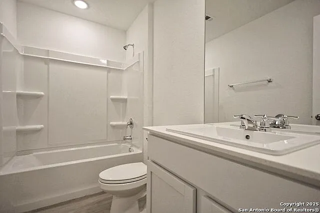 1517 Hummock Steep — Photo 7