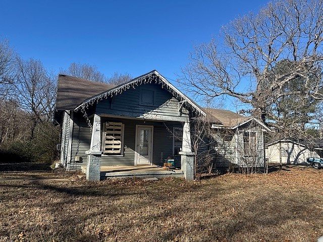 1st image of 501 W Wilson St