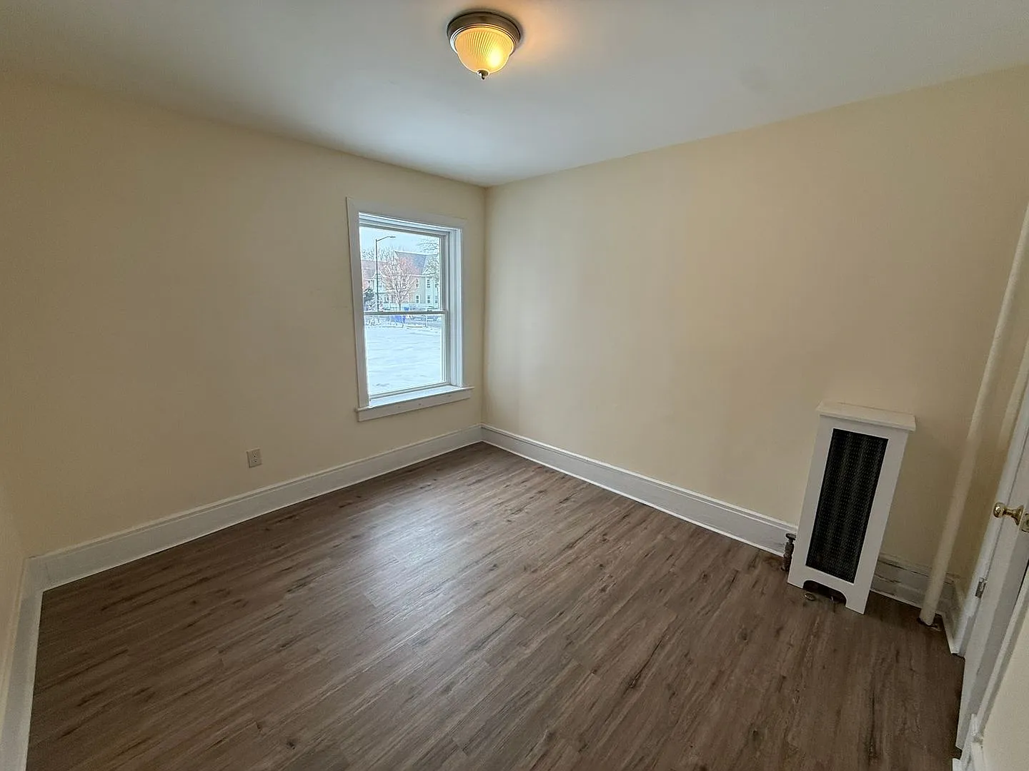 2718 Main Street — Photo 2