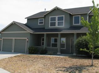 411 NE Petal Ct, Madras, OR 97741