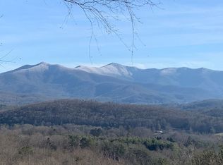 943 White Oak Dr, Warne, NC 28909
