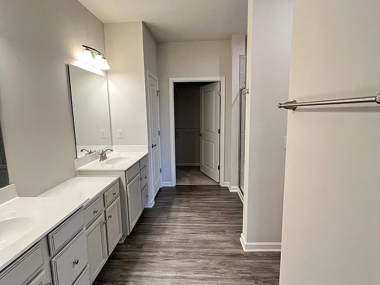 425 S Downs Cir — Photo 9