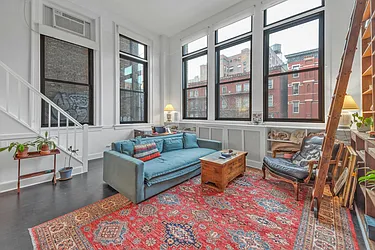 54 West 74th Street, #201