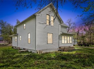 3663 C Avenue Ext, Alburnett, IA 52202