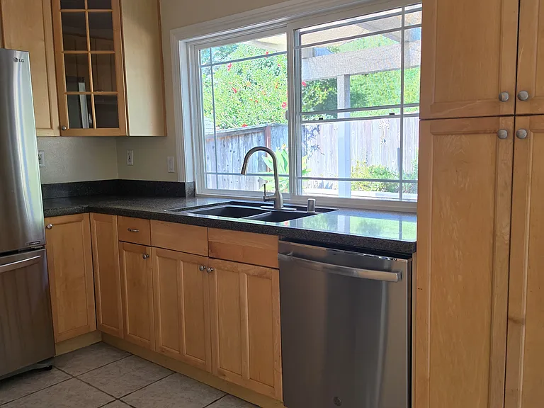 2361 Valley View Pl — Photo 16