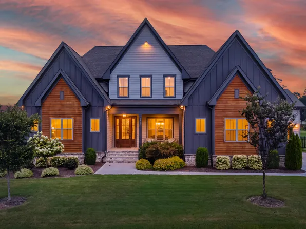 8012 Woodcross Way, Wake Forest, NC 27587
