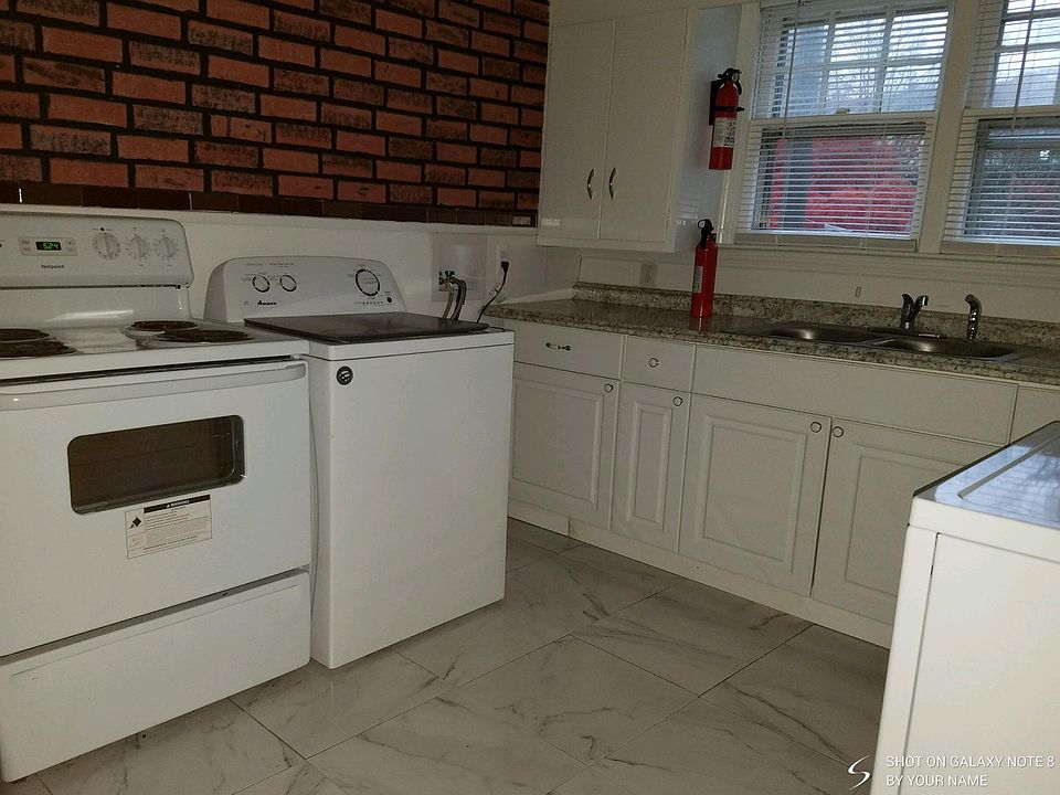 2nd image of 37 Rapalyea Rd