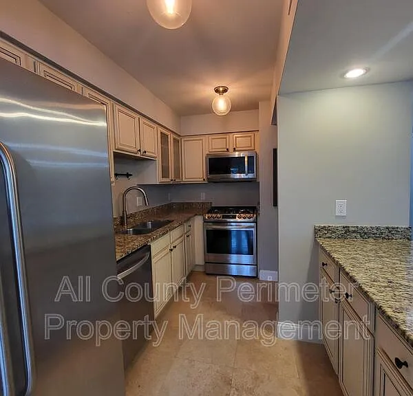 6980 Roswell Rd #C5 — Photo 7