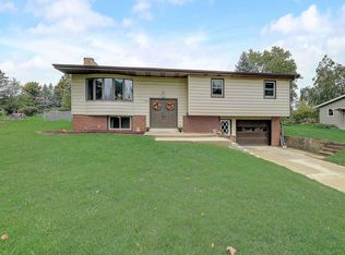 518 W Fountain St, Dodgeville, WI 53533