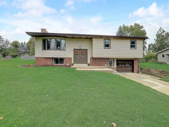 518 W Fountain St, Dodgeville, WI 53533