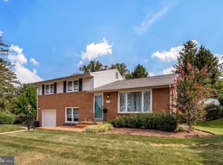 1912 Lismore Ln, Catonsville, MD 21228