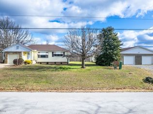 4131 New England Ct, Washington, WV 26181