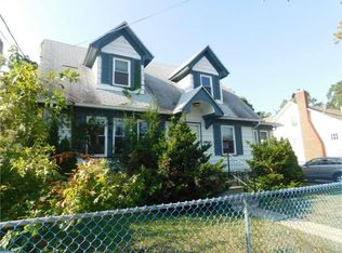 125 W Elmer St, Vineland, NJ 08360
