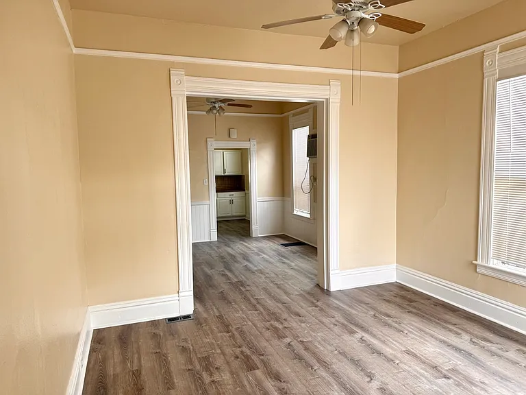 930 E Channel St — Photo 4