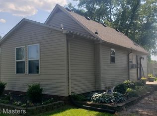 Stewart Rd, Monroe, MI 48162