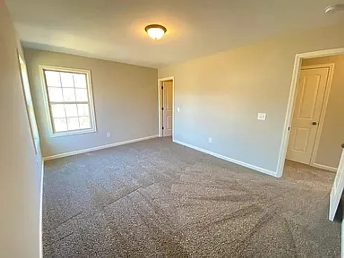 1945 Miller Lake Cir — Photo 41