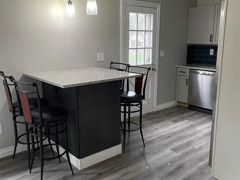 752 Brushwood Ave — Photo 6