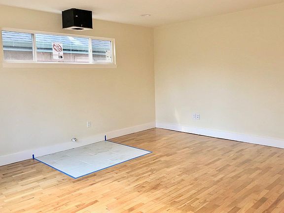5th image of 208 Playa Blvd